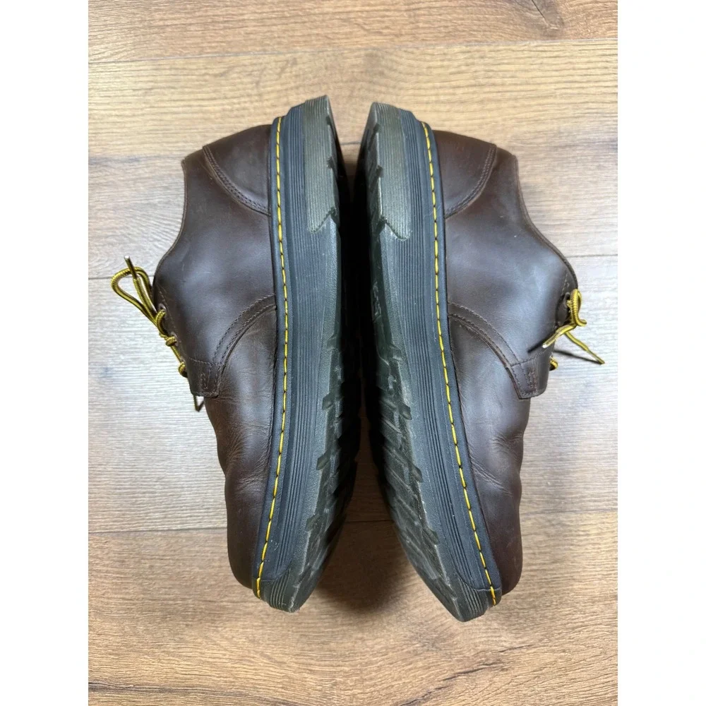 Dr. Martens welt both